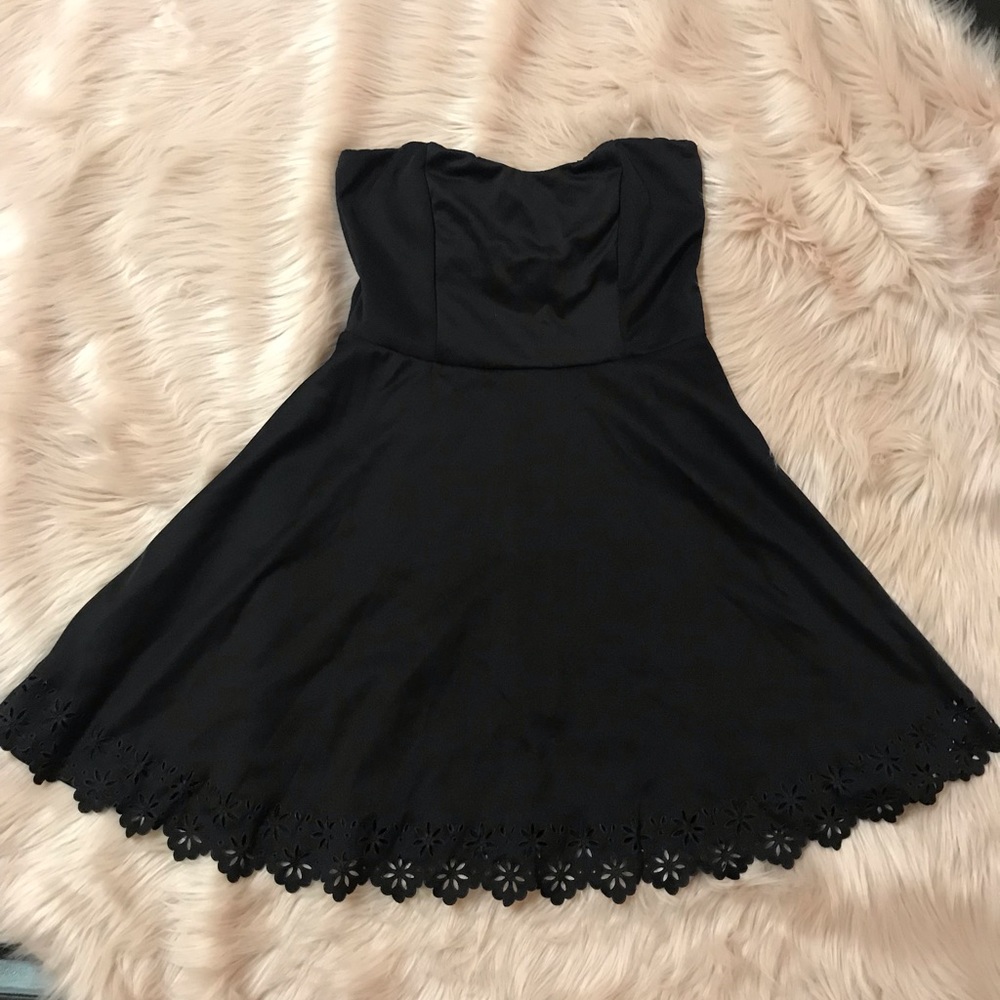Black strapless dress